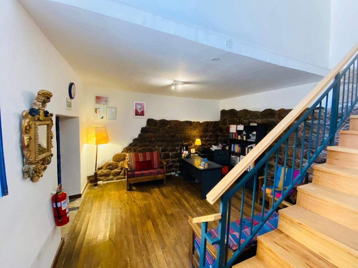 Flying Dog Hostel Cusco Bagian luar foto