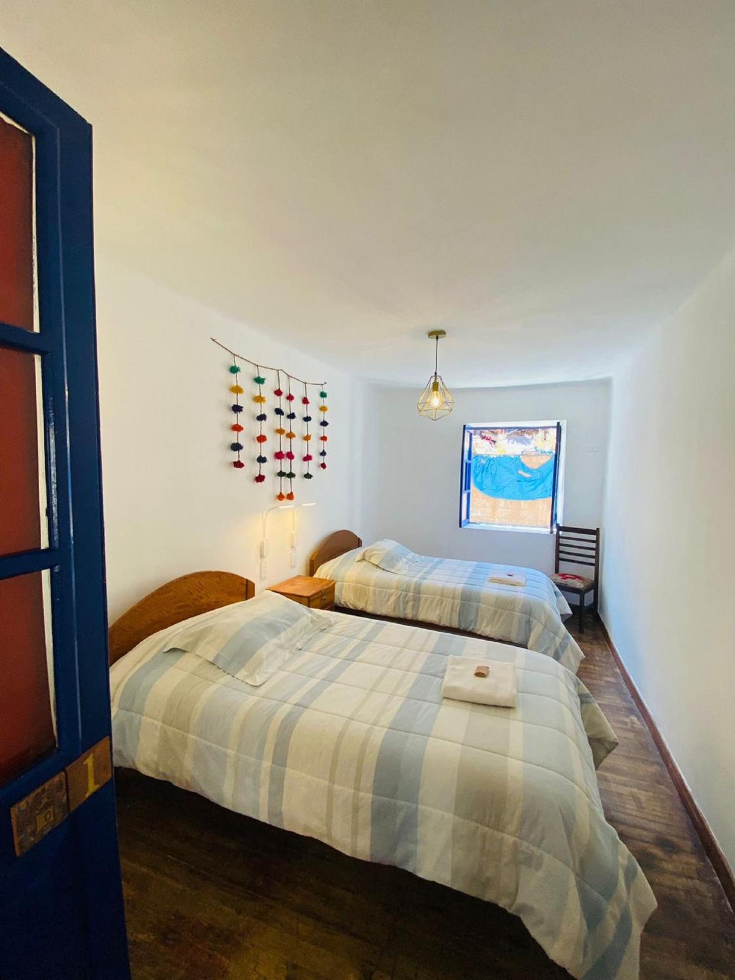 Flying Dog Hostel Cusco Bagian luar foto
